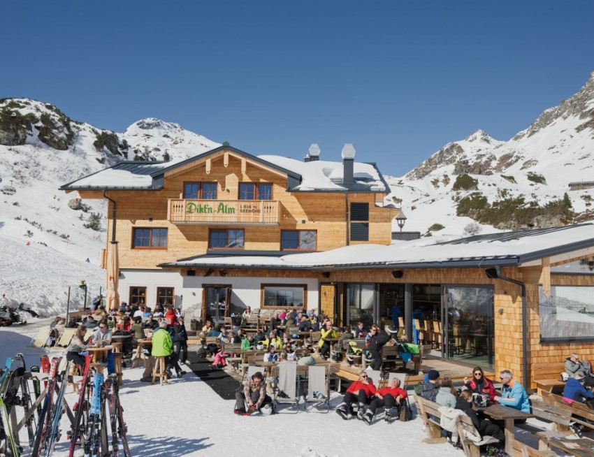 Skihütte mit Sonnenterrasse in Obertauern