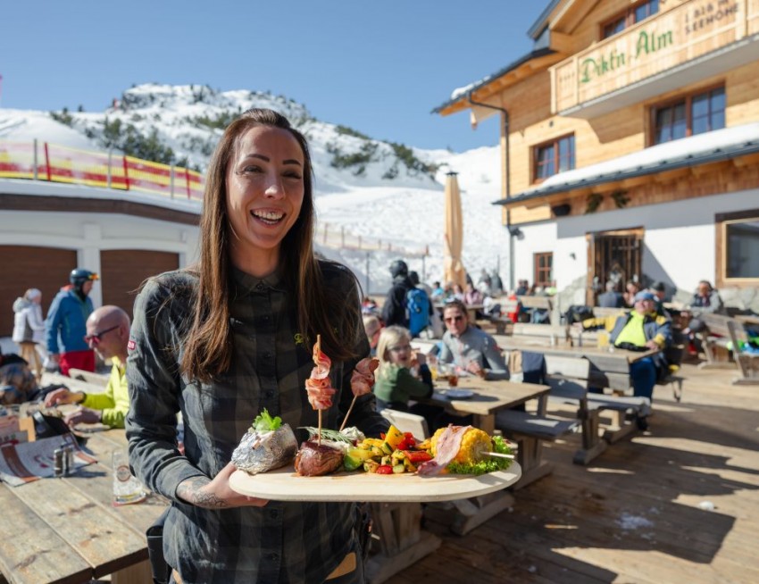 Skihütte mit Bedienung in Obertauern