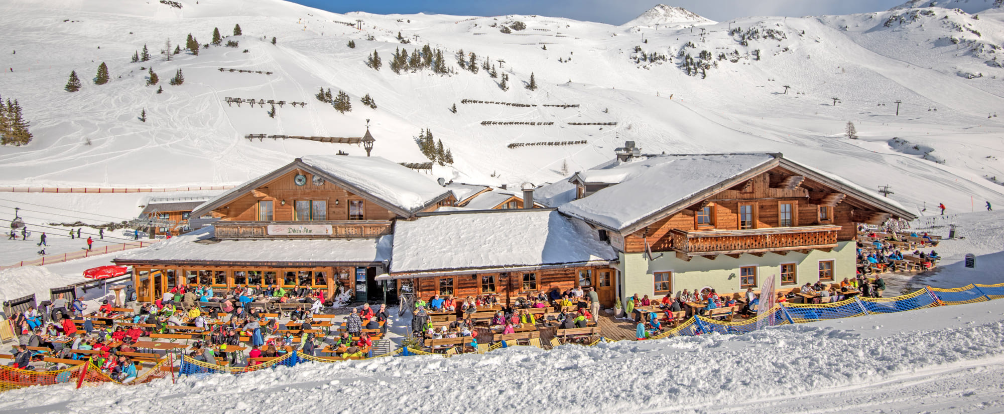 Skihütte, Dikt'n Alm in Obertauern, Österreich